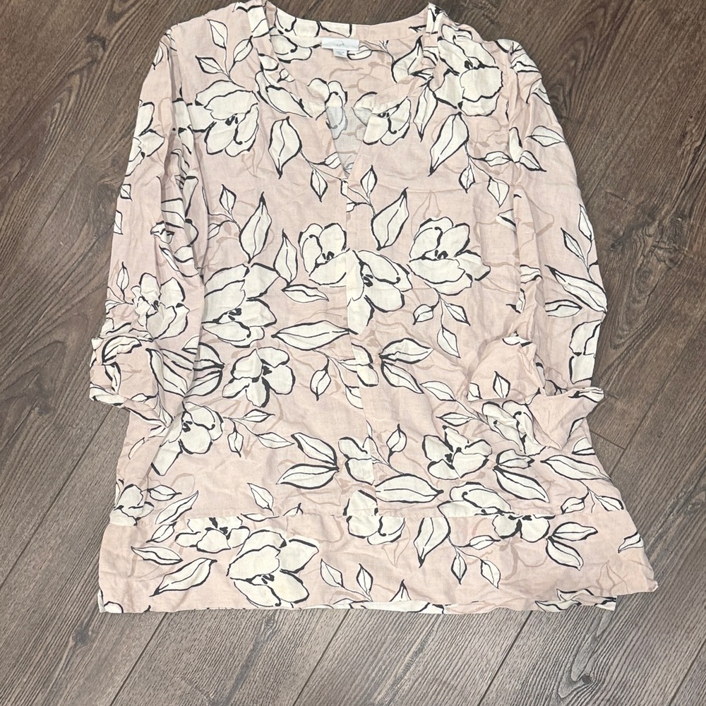 J. Jill Linen blend Cream, Mauve, and Black Floral Top Medium